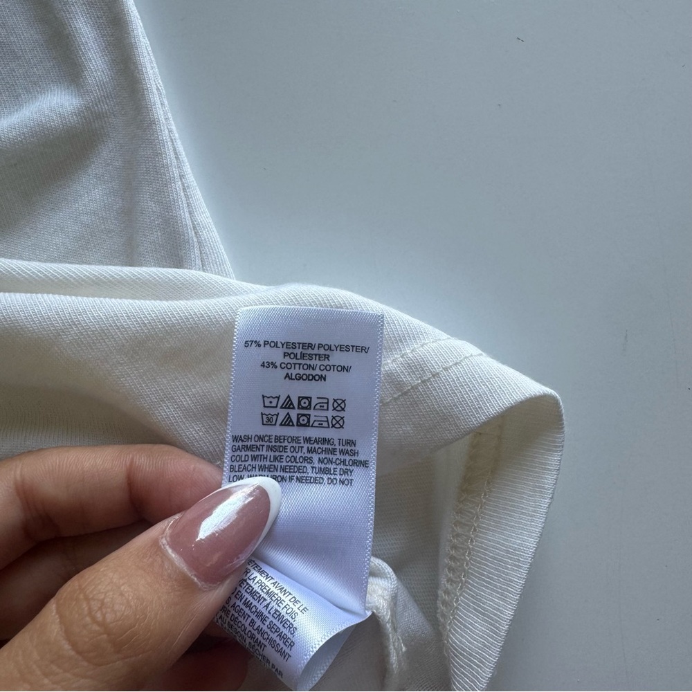 Queen of Cocktails Graphic T-Shirt
Lucky Brand Off White Cream Medium NWT - Picture 9 of 9